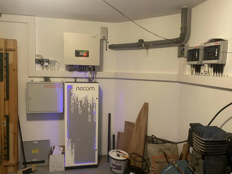 Projekt Fassaden-PV Greimpersdorf – Photovoltaik und Elektrotechnik