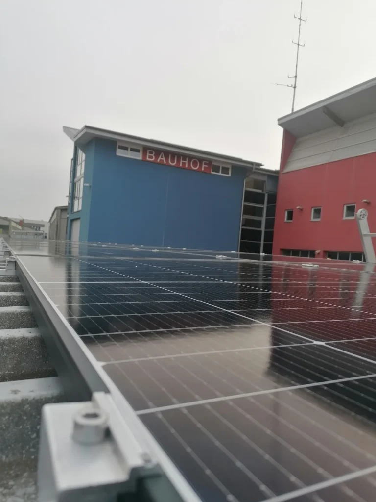 Projekt Feuerwehr & Rettung Mattighofen – Photovoltaik und Elektrotechnik