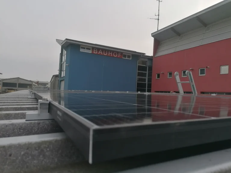 Projekt Feuerwehr & Rettung Mattighofen – Photovoltaik und Elektrotechnik