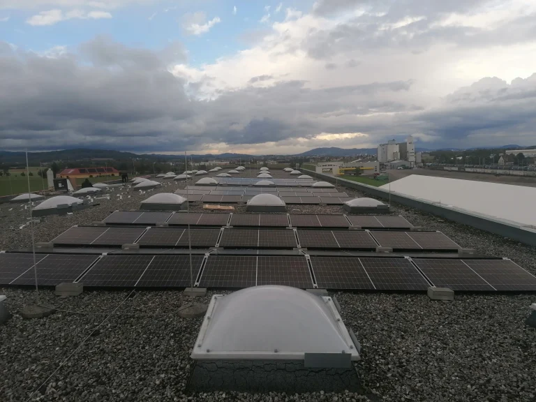 Projekt Oberngruber Logistics – Photovoltaik und Elektrotechnik